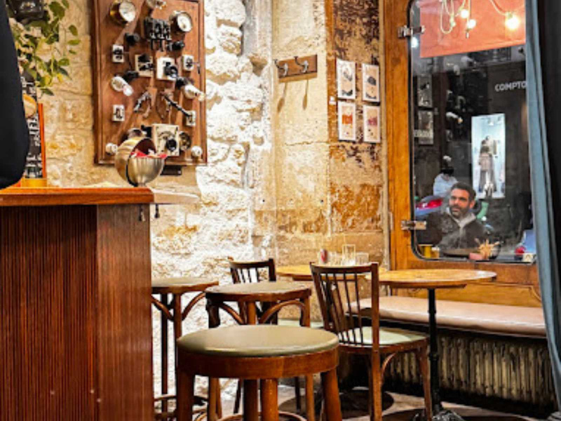 Café Cosmos Paris 11