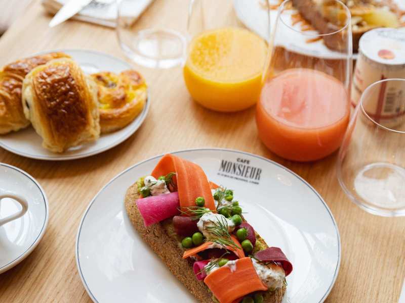 Café Monsieur  Paris  9