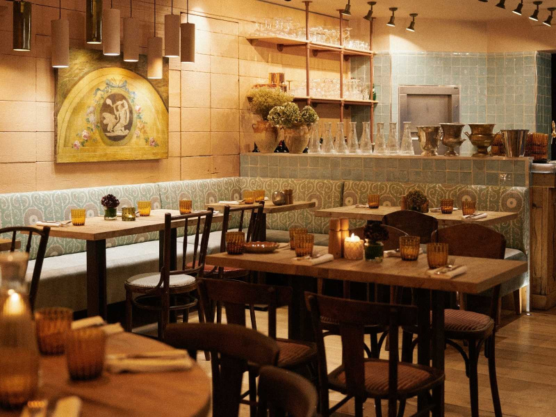 Caffè Baci  Paris 8