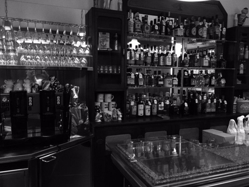 General store Paris 2