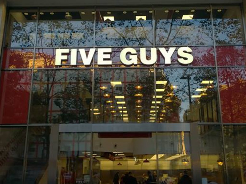 Five Guys Champs-Elysées Paris 8