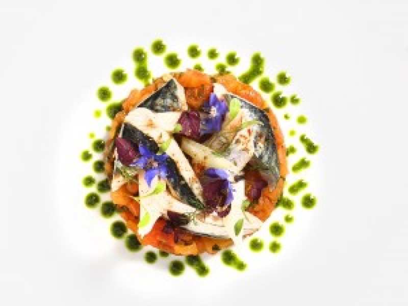 Noto Paris 8