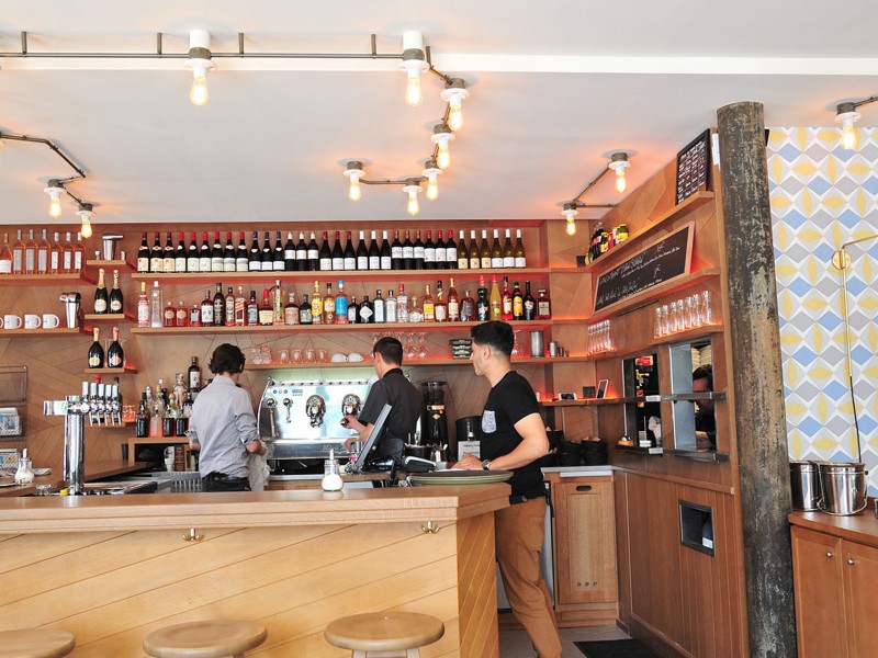 Social square Paris 3