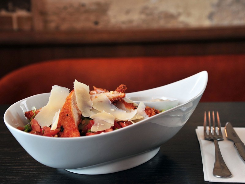 Social square Paris 3