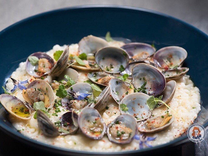 La Reine Mer Paris 11