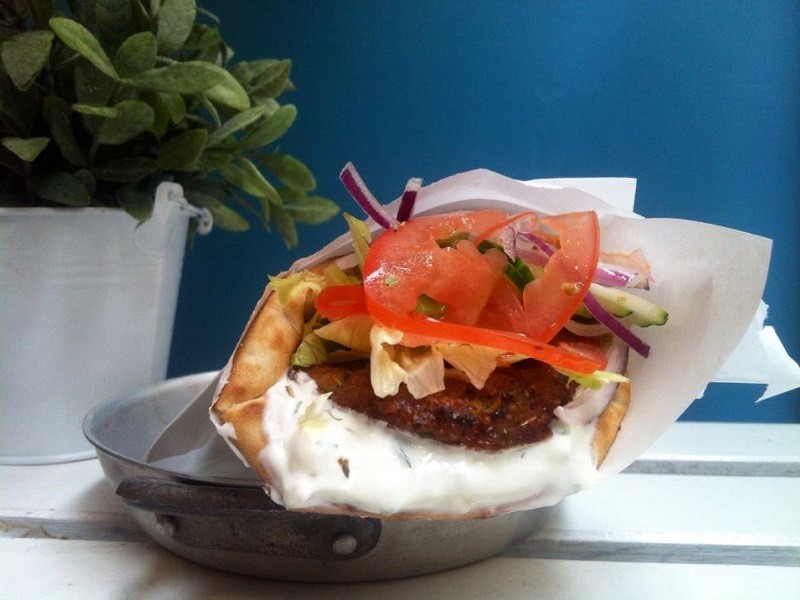 Agapi Greek Street Food Paris 9