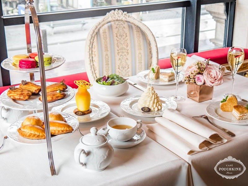 Café Pouchkine Paris 8