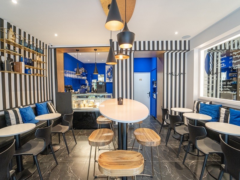 La Bouche Bleue Paris 9