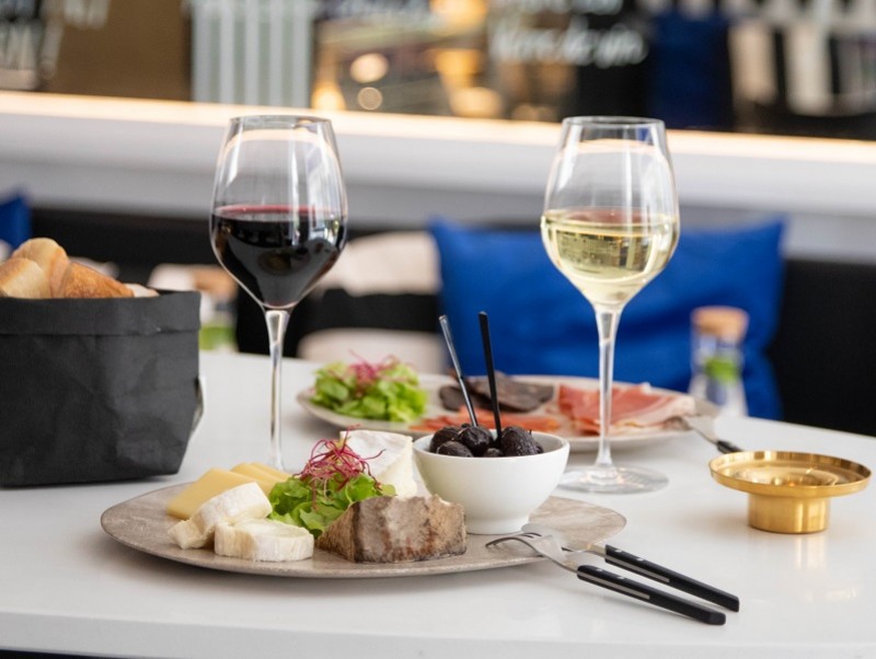 La Bouche Bleue Paris 9