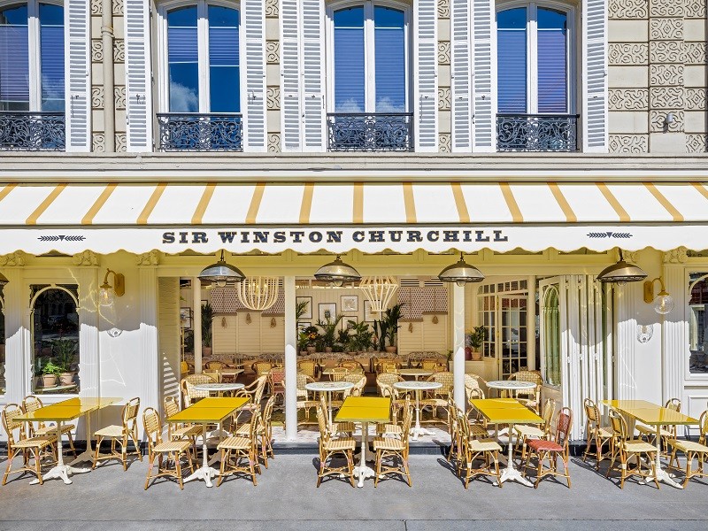 Sir Winston Paris 16