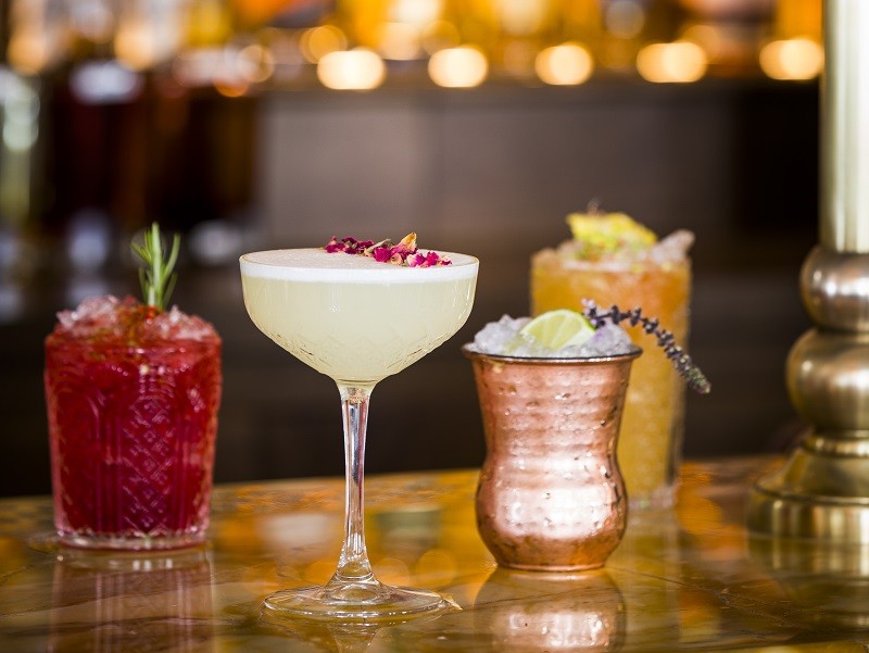 Sir Winston Paris 16