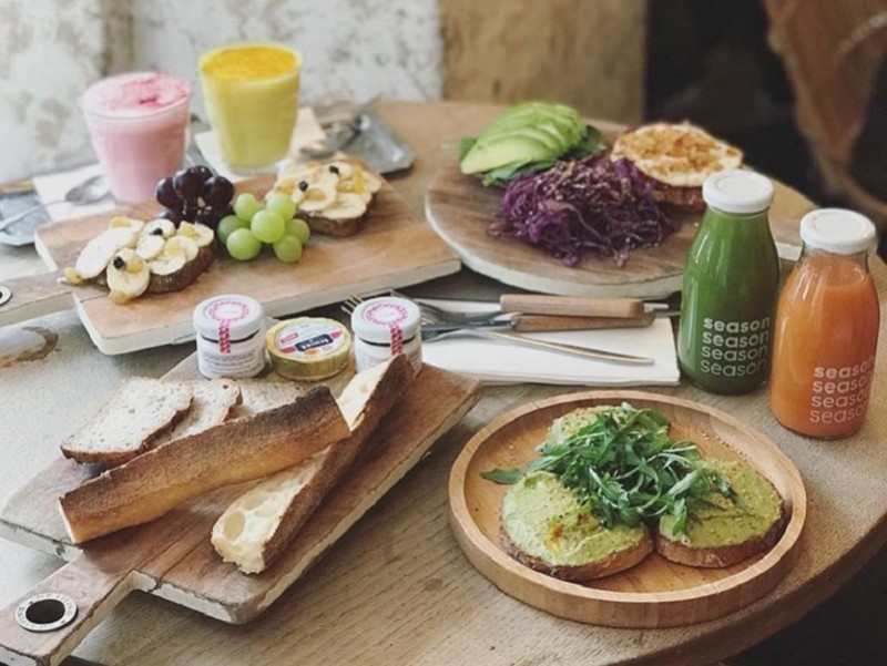 Season Amelot Paris 11