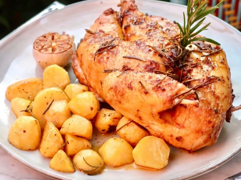 MOB Hotel Paris 93400