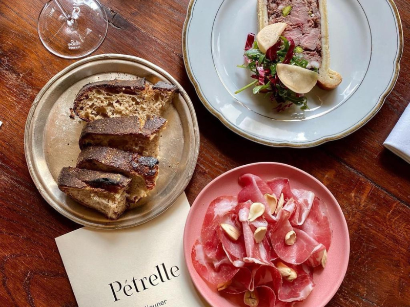 Pétrelle Paris 9