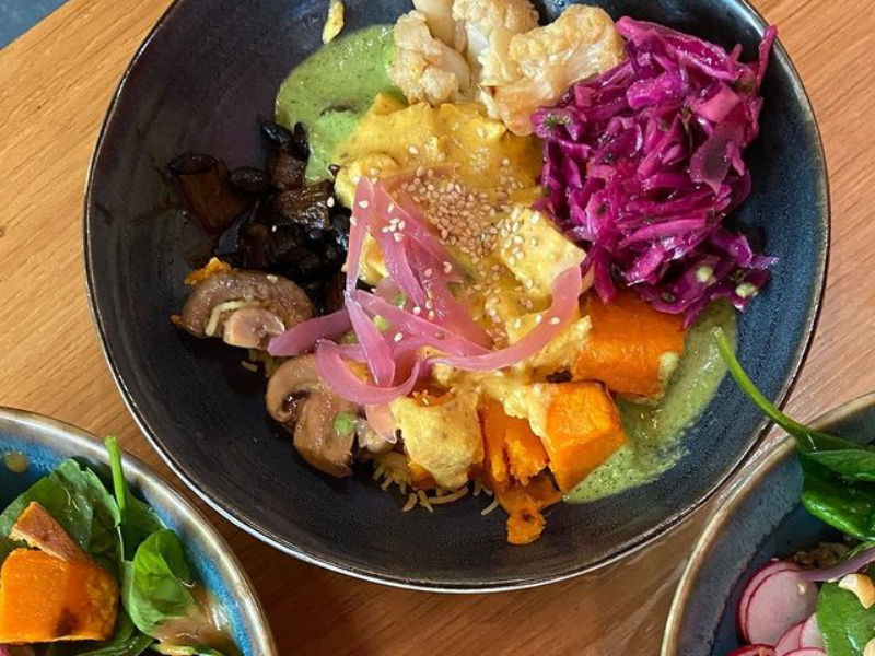 Isana Panorama  Paris 2