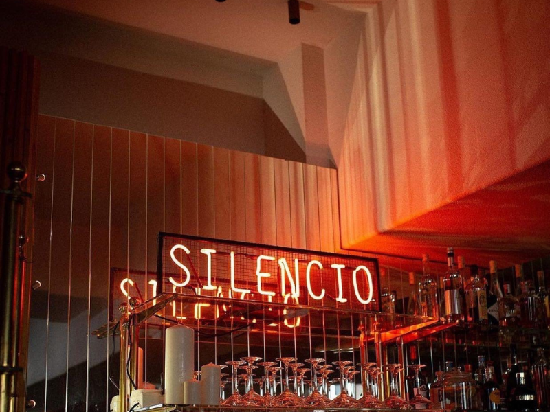 Silencio des Prés  Paris 6