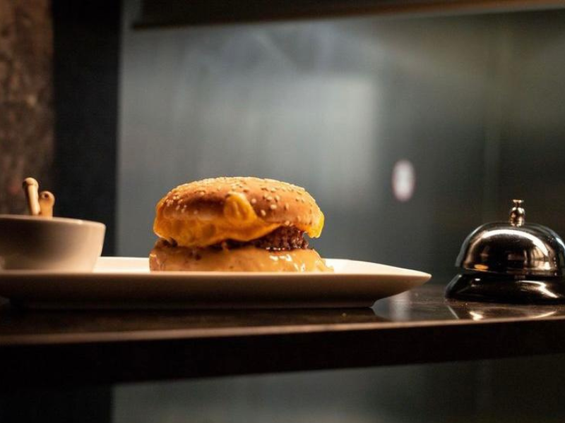 Dinand par Ferdi Paris 8