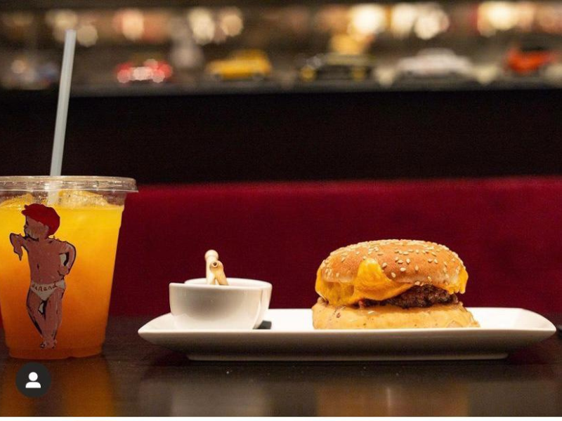 Dinand par Ferdi Paris 8