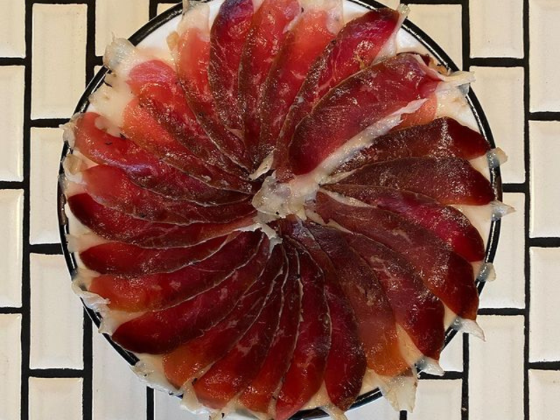 Vertical Bar Paris 15