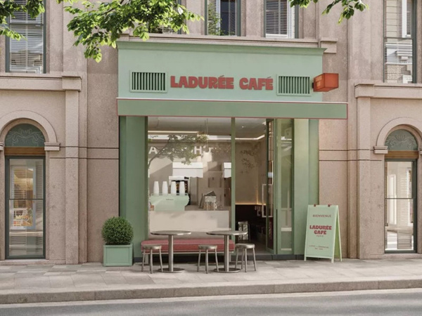 Ladurée Café Paris 16