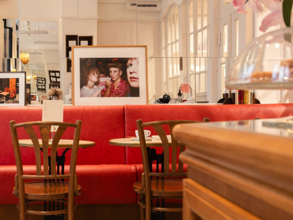 Le Café en Rouje Paris 2