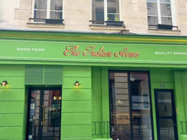 The Indiens Arms Paris 2